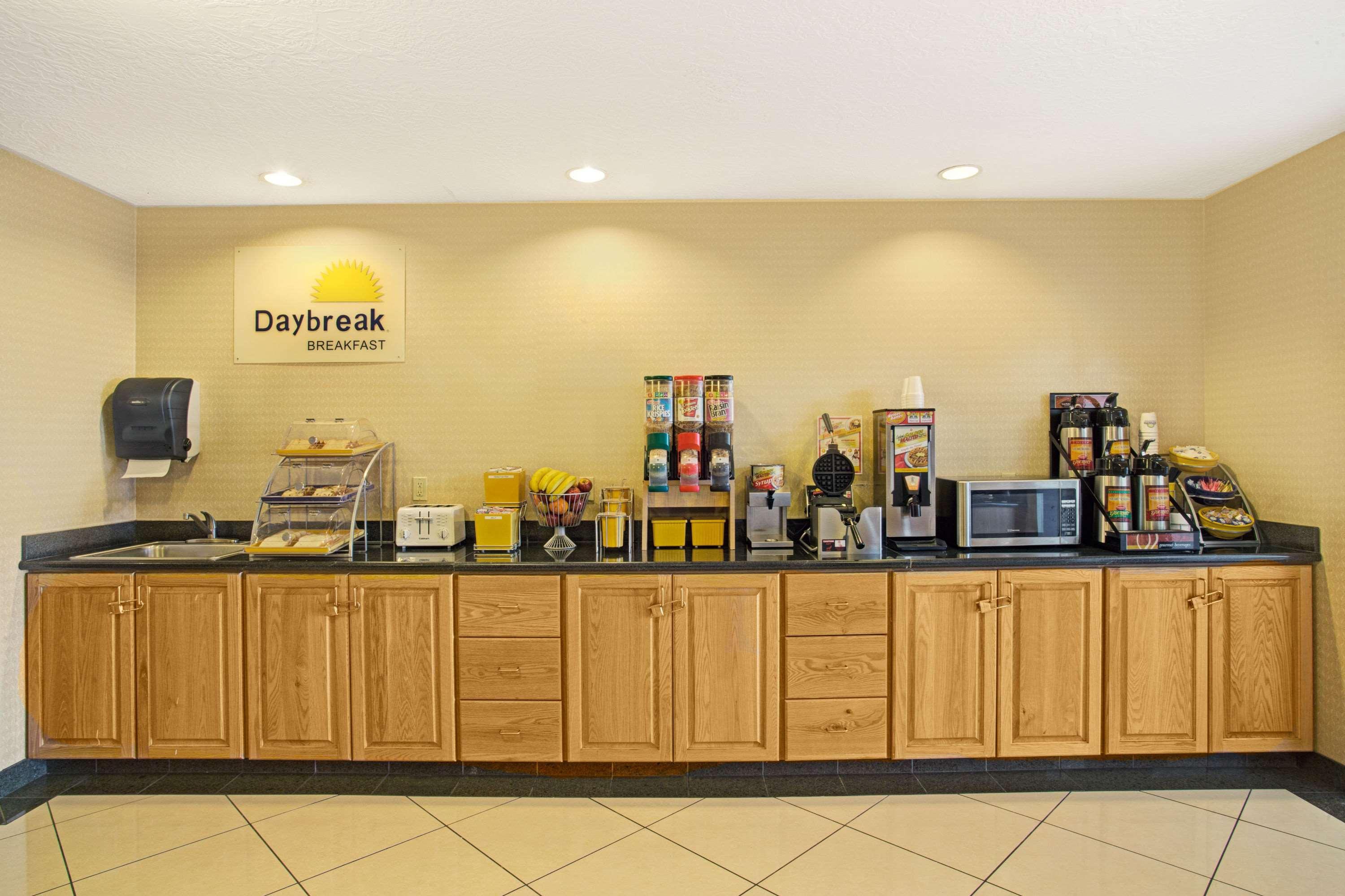 Days Inn By Wyndham Brigham City Kültér fotó